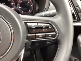 MRCC(マツダレーダークルーズコントロール)は先行車との車間を維持しながら追従走行を行い、長距離でのドライバー負担を軽減させてくれます。