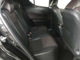 ゆとりある広々とした車内空間は、ドライブを始め買い物やレジャーなど、幅広く活躍します。一人でもみんなとでもお出かけを楽しみましょう!