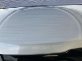 ボンネット1cm〜5cmほどのへこみが複数ある車両となっております。