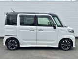 常時120台程展示しております!トヨタ車だけではなく全メーカー取り扱っており、ご要望に合わせてお車をお探しすることも可能です!是非スタッフまでご相談ください!