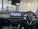 アウトバーンでの走行を見据えたBMWのブレーキシステムはもしもの時にもいち早くマシンを停止してくれます。