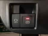 電動パーキングブレーキです!ホールド機能も付いていますよ♪