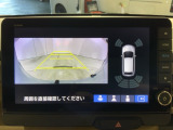 リアカメラ付で、後方をナビ画面で確認。車庫入れも安心です。もちろん、バックギアと連動しています。