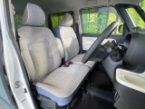 運転席シート廻りは使用感も少なく、良好な状態となっています。丁寧に使われていたことがよくわかりますね。