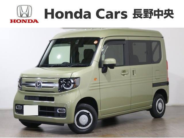 N-VAN +スタイル ファン 4WD