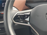 同一車線内全車速運転支援システム「Travel Assist」機能を装備。前を走行中の車両に一定の間隔で追従停止発進を自動で制御し、走行中の安全確保と疲労軽減に効果があります。