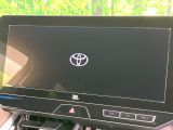 【12.3インチワイドナビ】高級感とインパクトのある大型ワイドナビを装備。各種オーディオ操作はもちろん、横長ワイド画面でのマップ2分割表示など、利便性も高いナビです♪
