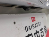納車の前にはエンジンオイル、オイルエレメント、エアクリーナー、クーラント、バッテリー、ワイパーゴムのチェックまたは交換を行います!