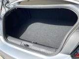 普段のお買い物や通勤、送迎等に十分な荷室スペースを確保しております。