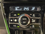 車内空調は&rdquo;AUTOエアコン&rdquo;にお任せ。運転に集中出来ますよ!