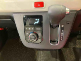 納車前にはプロのメカニックが、各部の点検を行います。ディーラーにしか出来ない品質、そしてサービスできっと満足していただけると思います!