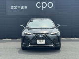 納車前の12品目の部品交換と90項目以上の点検・整備による、レクサス基準をクリアした認定中古車をお届けします。