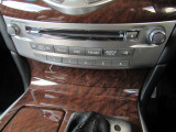 メーカーHDDナビ CD・DVD再生  CD録音可 フルセグTV Bluetooth対応★携帯電話にダウンロードした音楽が車内でも楽しめます。ハンズフリー通話も可能です !