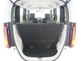◆フル乗車でもしっかり荷物を収納出来るラゲッジスペースです。普段の買い物でしたらしっかり積める十分な荷室スペースが確保されています。