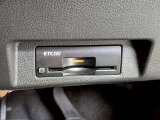 今では必需品のETCもパネルデザインにフィットするビルトインタイプなので、見た目もスッキリとしています