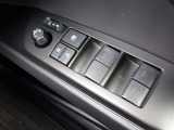 電動格納式ドアミラー・パワーウィンドウ装備しています。