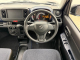 このハンドルを握った時に、車を所有している優越感を味わえますね