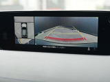 360&deg;ビューモニターを搭載しています。コーナーセンサーと合せてお使いいただくことで、安全、安心にお車の取り回しを行っていただけます。