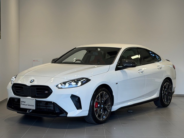 2シリーズグランクーペ M235 xドライブ 4WD