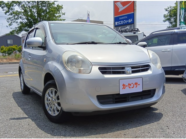 パッソ 1.0 X クツロギ 4WD