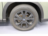 タイヤ&アルミホイールは225/55R18を装着です1