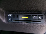 ETC付。高速道路の料金所はキャッシュレスで通過です。サービスエリア等にあるスマートインターの出入りも利用可能でとっても便利。ご納車後すぐにお使い頂けるようセットアップしてのお渡しとなります。