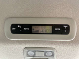 後部の空調調節スイッチです