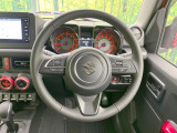 【純正革巻きステアリング】上質な革を使用することで、手にしっかり馴染みとても運転しやすいハンドルです♪