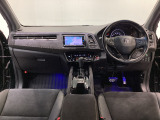 【前方視界】開放的な前方視界!運転がしやすく疲れにくいです♪窓が大きく、見通しがとっても良いおクルマですよ♪