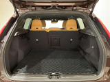XC40 T4 AWD インスクリプション 4WD 4WD 本革シート