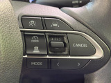 【スマートアシスト】走行中に前方の車両等を認識し、衝突しそうな時は警報とブレーキで衝突回避と被害軽減をアシスト。より安全にドライブをお楽しみいただけます。