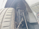 お車を安心してお乗りいただく為には、足回りの定期点検が欠かせません。サービスサポート(有償保証)では無料点検もご提供しており、安心のカーライフをお過ごしいただけるサポート体制が整っています。