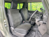 ドライバーによって運転しやすいポジションは異なり、あの車はどうなのか不安なこともありますよね。気になるお車は店頭で乗り込んでご確認いただけます♪
