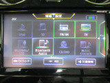 CD&DVD再生、地デジTV、FM&AM視聴、Bluetooth対応になっており、多機能ですよ♪素敵な音楽で楽しいドライブを★