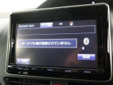9インチ大画面ナビ搭載で、初めての道や遠出でも安心です!機種によってはTV・DVD・オーディオプレイヤー接続・ブルートゥース機能などでいろいろな使い方も出来ますよ!