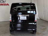 購入後も自社指定整備工場完備でお客様の愛車をしっかりサポート致します!御納車時には安全かつ安心してお乗り頂けるようホンダ専門知識を持つ整備スタッフが点検・整備・装備も説明をしてお渡ししております。
