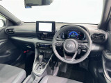 運転席まわりです。 各操作スイッチは使いやすい位置に配置されてます。