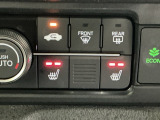 運転席/助手席シートヒーターで寒い日もすぐに温かくなり快適に過ごせます。2段階の温度調整が可能です
