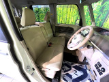 運転席シート廻りは使用感も少なく、良好な状態となっています。丁寧に使われていたことがよくわかりますね。