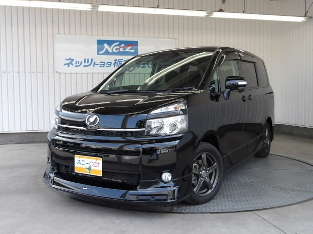 トヨタ ヴォクシー 