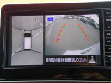 上からの視点で狭い駐車場への駐車などに役立つアラウンドビューモニターです♪