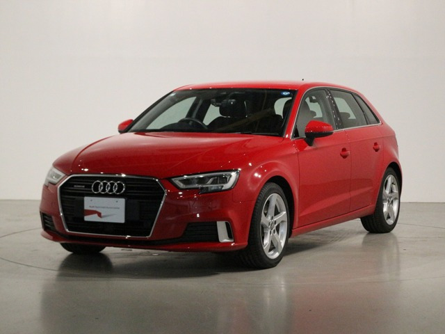 A3スポーツバック 40 TFSI クワトロ スポーツ 4WD