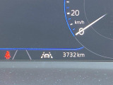 新車拠点のデモカー(試乗車)で使用していた車両です。弊社整備工場にて点検整備を行ったうえで新車保証を継承いたしますのでご安心ください。