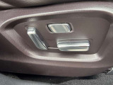 【パワーシート】電動なので、きめ細かい調整ができます!自分自身の運転姿勢に合わせた、適切なドライビングポジションが確保できます♪