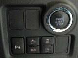 スマートアシストを搭載したサポカーS車です。