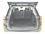 広々としたラゲージスペースを備えています。大きなものや長さのある荷物もしっかりと積み込めます。