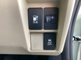 横滑り抑制機能を搭載し、滑りやすい路面での車両安定性を高めます。