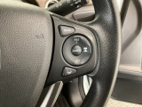 【アダプティブ・クルーズ・コントロール】予め設定した車速内でクルマが自動的に加減速。 前走車との適切な車間距離を維持しながら追従走行し、高速道路でのドライバーの疲労を軽減してくれる嬉しい機能付♪