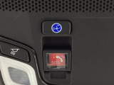 Honda CONNECTが安心快適なカーライフを実現します。万一の時も緊急通報ボタンやトラブルサポートボタンで24時間365日お客様をサポート。大事なお車の盗難やいたずらなどにも対処します。