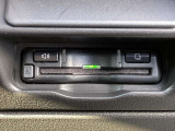ETCももちろん搭載。いちいち料金所で停車する必要なんて当然ないです。スムーズにストレスなくドライブをお楽しみください。(※支払総額にセットアップ費用は含まれておりません。)